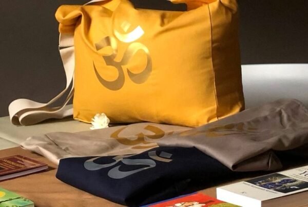 Bolso con OM